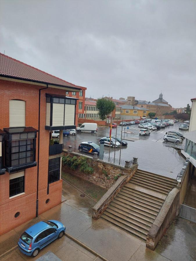 Vut Raquel Apartment Astorga Exterior photo